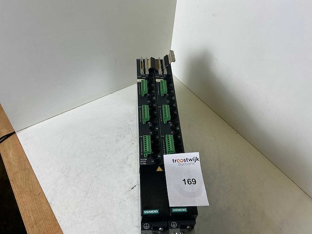 Siemens 6bk1700-2ba00-0aa0 power output module (2x) - afbeelding 2 van  5