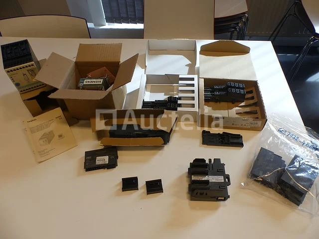 Siemens automatiseringshardware set - afbeelding 2 van  14