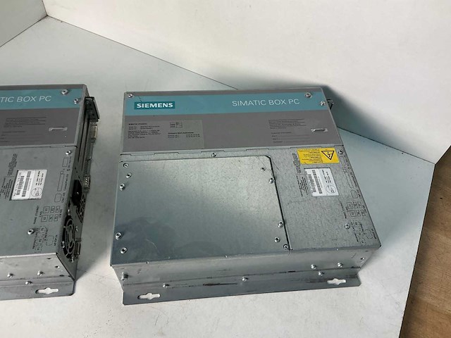Siemens box pc simatic ipc627c industriële computer (2x) - afbeelding 3 van  7