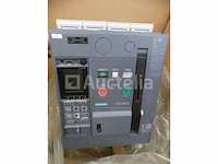 Siemens circuit breaker - 3wa1110-2ae06-0aa0