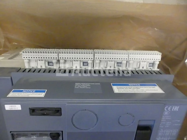Siemens circuit breaker - 3wa1110-2ae16-0aa0 - afbeelding 1 van  7