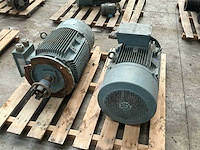 Siemens diverse elektromotoren (2x) - afbeelding 3 van  3