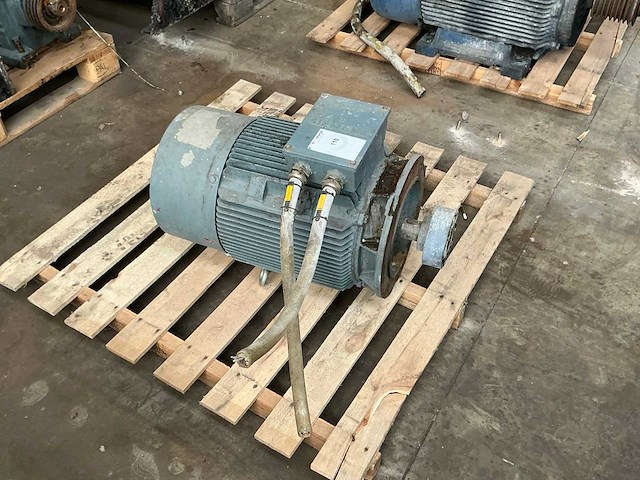 Siemens elektromotor - afbeelding 3 van  3