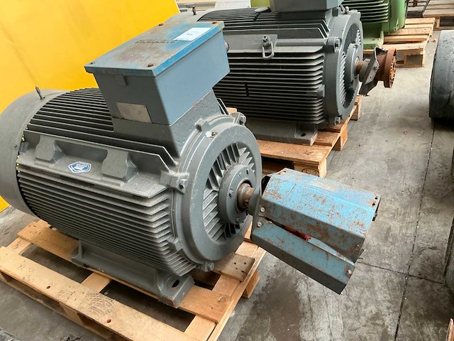 Siemens elektromotor - afbeelding 5 van  5
