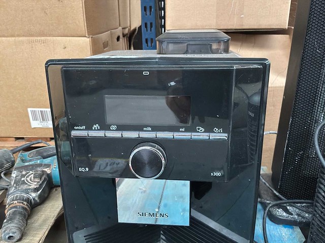 Siemens eq.9 koffiemachine - afbeelding 2 van  2
