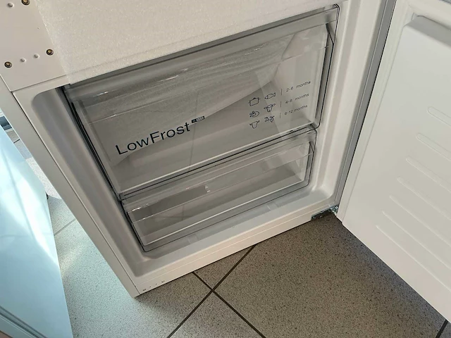 Siemens ki87vvse0 inbouw combi-koelkast - afbeelding 5 van  5