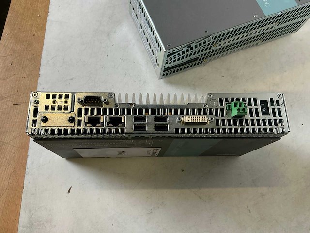 Siemens microbox pc simatic ipc427c industriële computer (5x) - afbeelding 6 van  6