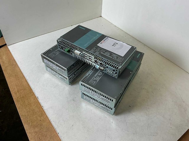 Siemens microbox pc simatic ipc427c industriële computer (5x) - afbeelding 1 van  6
