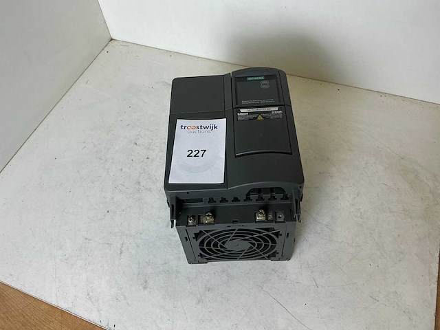 Siemens micromaster 420 frequentieregelaar - afbeelding 1 van  4