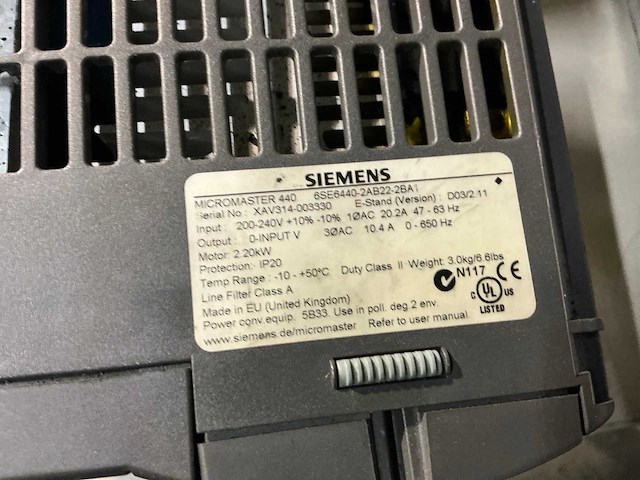 Siemens micromaster 440 frequentieregelaar - afbeelding 2 van  2