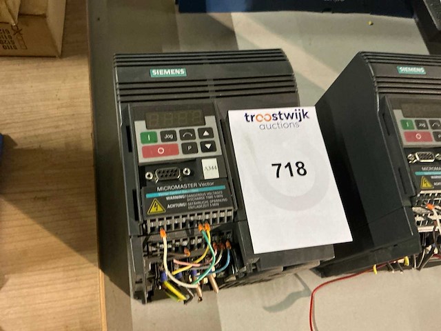Siemens micromaster vector frequentieregelaar - afbeelding 2 van  2