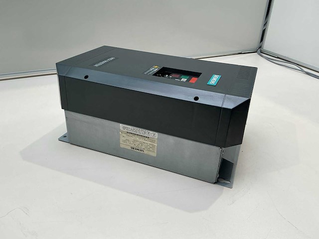 Siemens midi master 6se3122-4dg40 frequentieregelaar - afbeelding 6 van  7
