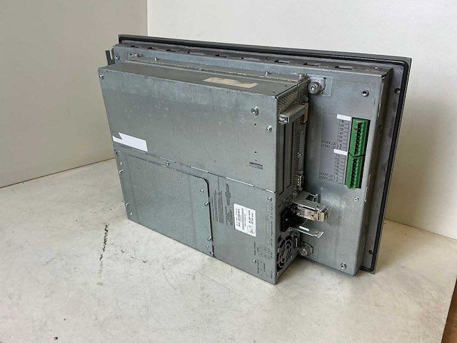 Siemens simatic hmi ipc677c bedieningspaneel - afbeelding 3 van  6