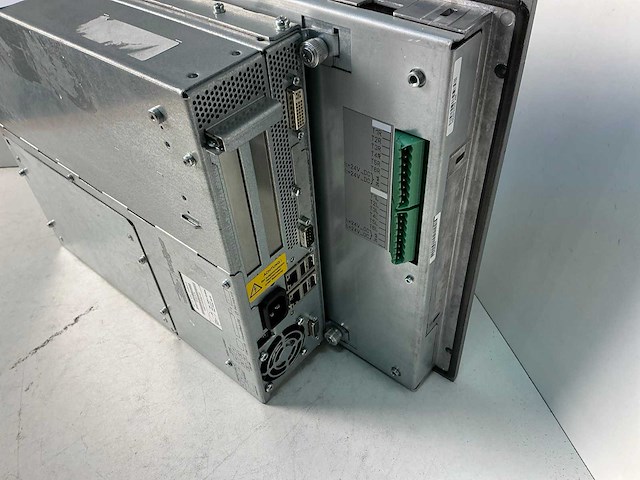 Siemens simatic hmi ipc677c bedieningspaneel - afbeelding 7 van  7