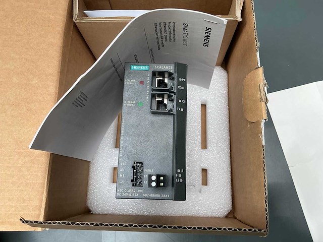 Siemens simatic industrial ethernet-schakelaar - afbeelding 2 van  3
