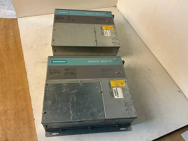Siemens simatic ipc627c box pc (2x) - afbeelding 1 van  9