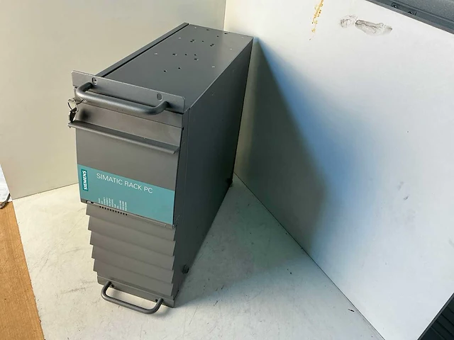 Siemens simatic ipc847c pc rack - afbeelding 2 van  9