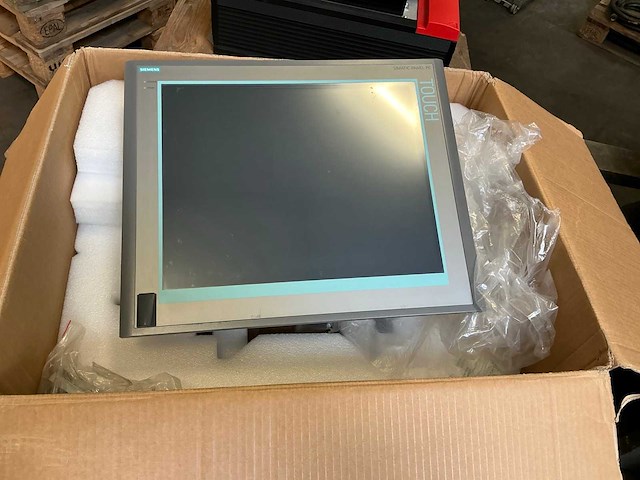 Siemens simatic pc 677b / 6av7875-0bf21-1ab0 touch panel - afbeelding 1 van  11
