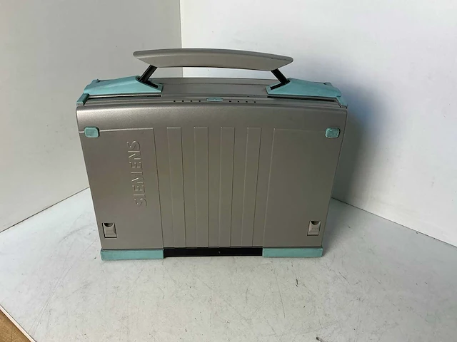 Siemens simatic pg 6es7750-1aa11-4rb2 industriële programmeer-laptop - afbeelding 2 van  9