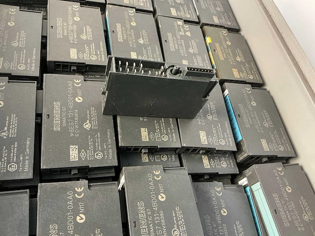Siemens simatic s7 6es7 131-4bd01-0aa0 digitaal ingangsmodule (200x) - afbeelding 3 van  5