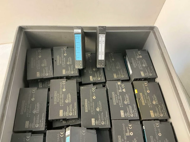 Siemens simatic s7 6es7 131-4bd01-0aa0 digitaal ingangsmodule (200x) - afbeelding 5 van  5