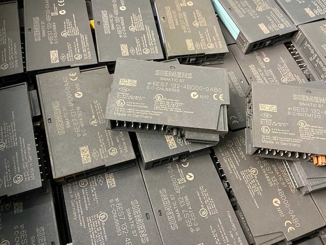 Siemens simatic s7 uitgangsmodules (300x) - afbeelding 4 van  7