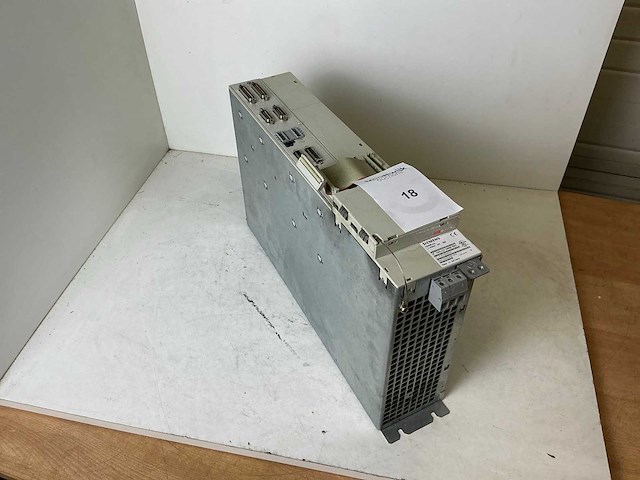 Siemens simodrive lt-modul int. 80a vermogensmodule - afbeelding 1 van  6