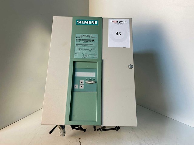 Siemens simoreg 6ra7025-6dv62-0-z frequentieregelaar - afbeelding 2 van  5
