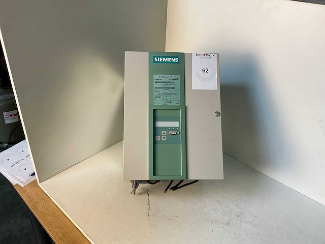 Siemens simoreg 6ra7025-6dv62-0-z frequentieregelaar - afbeelding 1 van  5
