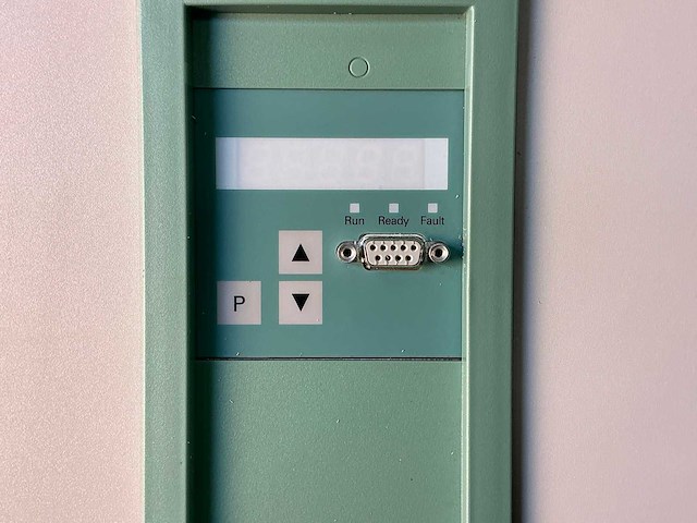 Siemens simoreg 6ra7025-6dv62-0-z frequentieregelaar - afbeelding 2 van  5