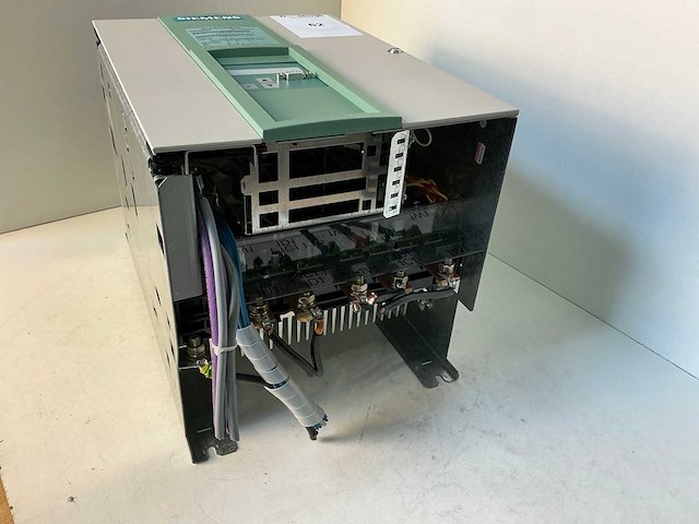 Siemens simoreg 6ra7025-6dv62-0-z frequentieregelaar - afbeelding 4 van  5