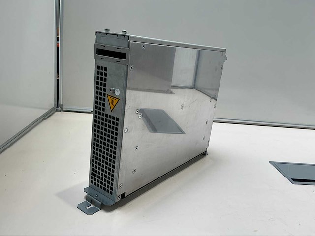 Siemens simovert 6se7023-2ea87-2da0 braking unit - afbeelding 4 van  4