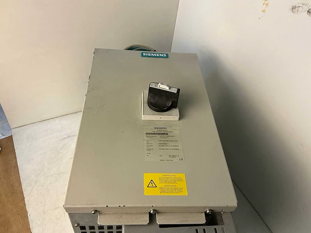 Siemens simovert master drives 6se7016-1es85-8xc0-z voedingsmodule - afbeelding 2 van  7