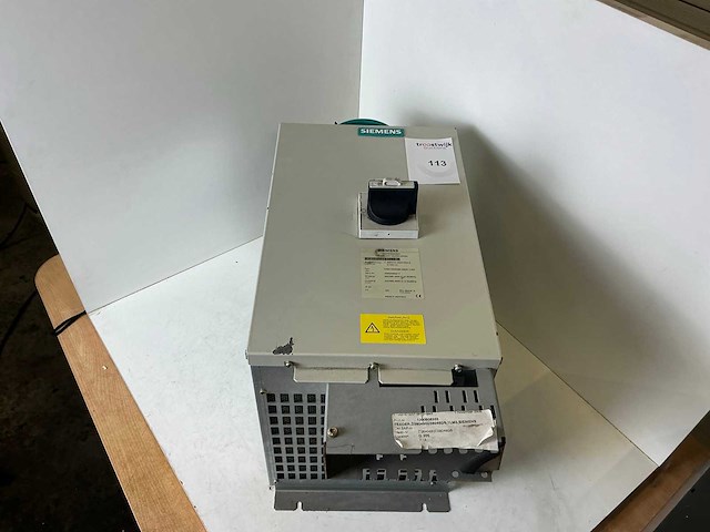 Siemens simovert masterdrives 6se7016-1es85-8xc0-z voedingsmodule - afbeelding 2 van  4