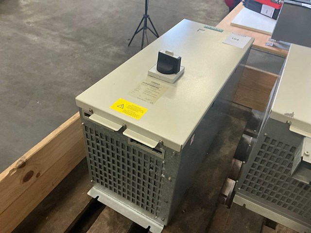 Siemens simovert masterdrives 6se7023-4ec85-8xc0-z voedingsmodule - afbeelding 5 van  6