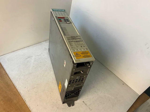 Siemens simovert vc 6se7021-0ta21-z frequentie-omvormer - afbeelding 1 van  5