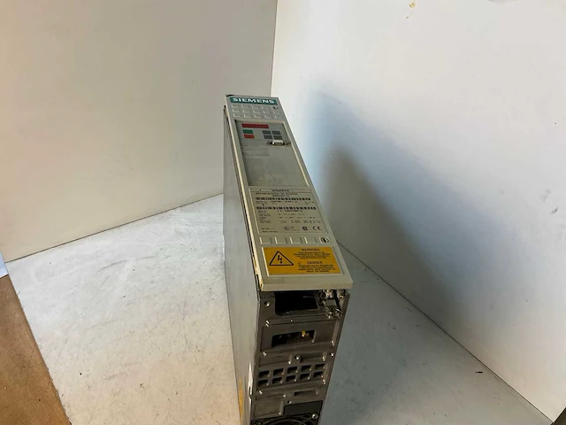 Siemens simovert vc 6se7021-0ta21-z frequentie-omvormer - afbeelding 2 van  5