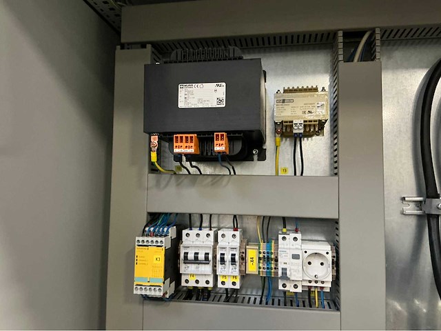 Siemens sinamics dcm 6ra8078-6ds22-0aa0 frequentieregelaar met schakelkast - afbeelding 7 van  16