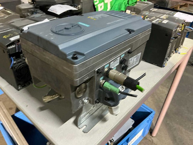 Siemens sinamics g110m frequentieregelaar (2x) - afbeelding 7 van  7