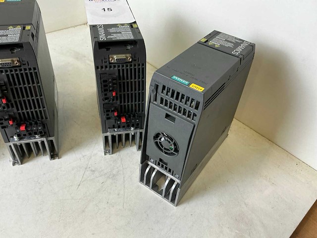 Siemens sinamics g120c dp frequentieregelaar (4x) - afbeelding 6 van  10