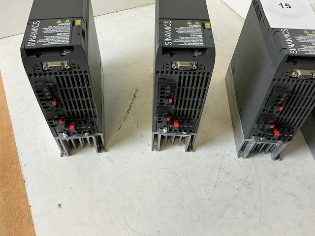 Siemens sinamics g120c dp frequentieregelaar (4x) - afbeelding 3 van  10