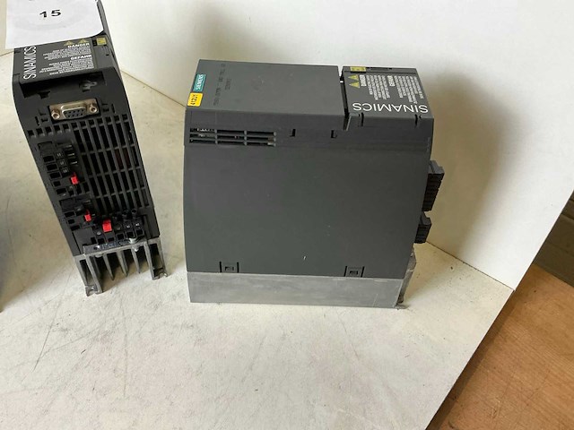 Siemens sinamics g120c dp frequentieregelaar (4x) - afbeelding 5 van  10