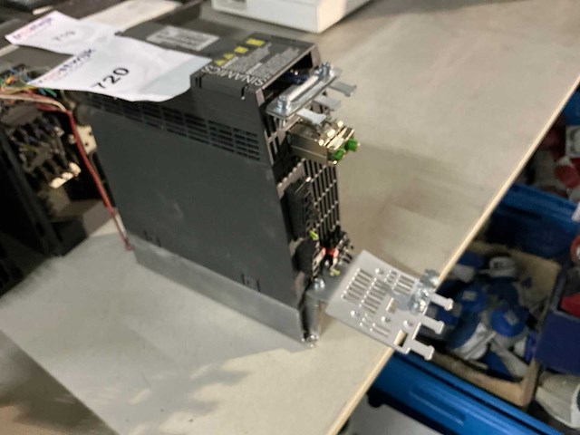 Siemens sinamics g120c pneumatische frequentieregelaar - afbeelding 1 van  3