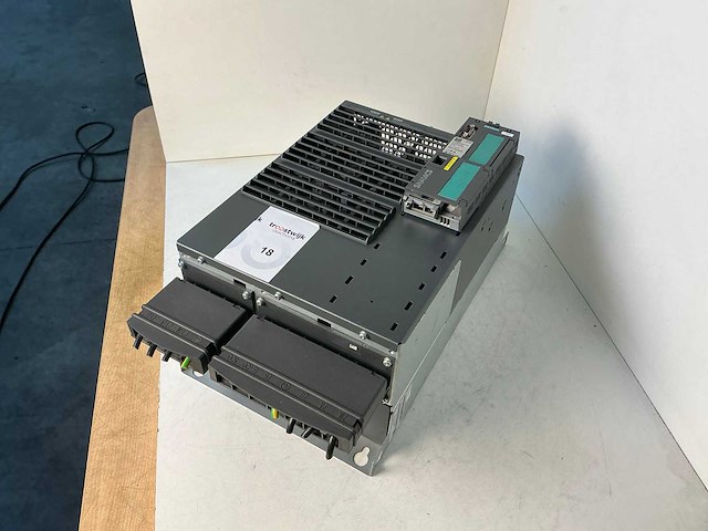 Siemens sinamics power module 240 6sl3224-0be32-2aa0 frequentieregelaar - afbeelding 1 van  7