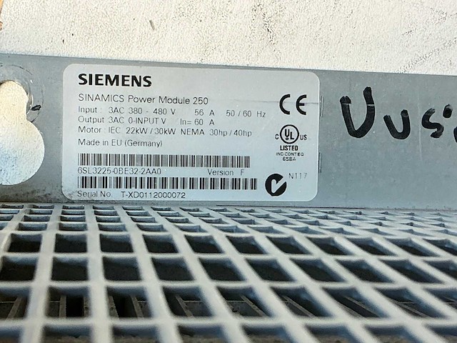 Siemens sinamics power module 250 6sl3225-0be32-2aa0 frequentieregelaar - afbeelding 7 van  8
