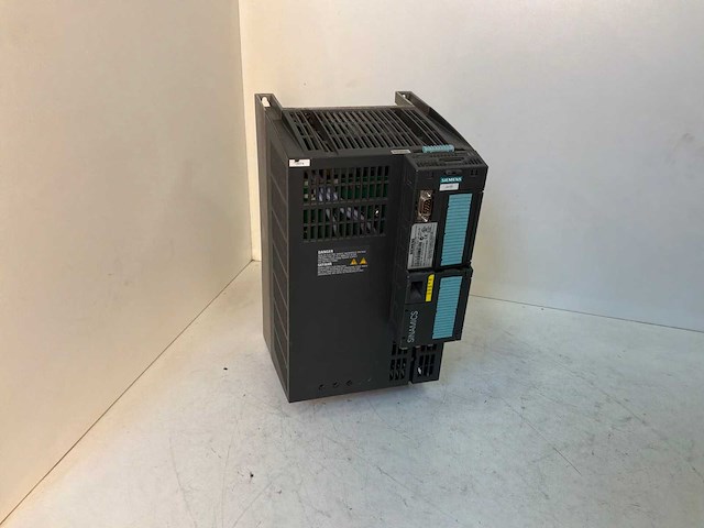 Siemens sinamics power module 250 frequentieregelaar - afbeelding 1 van  8