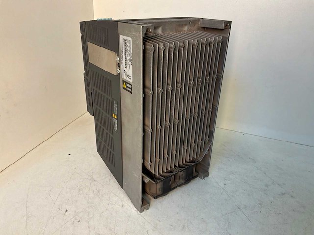 Siemens sinamics power module 250 frequentieregelaar - afbeelding 3 van  8