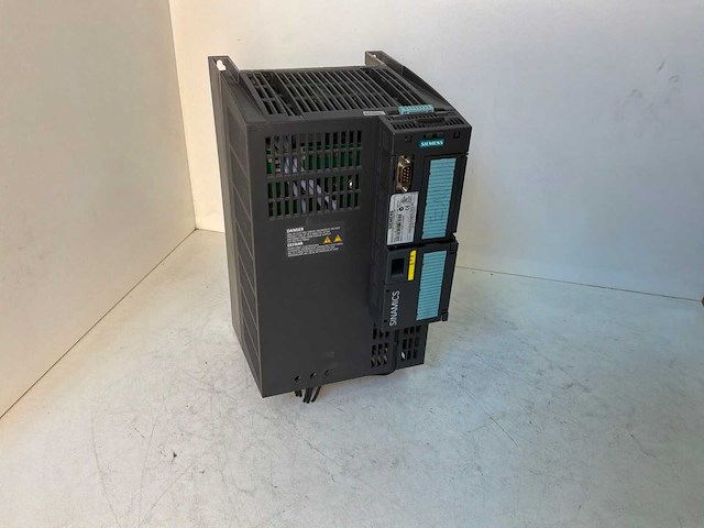Siemens sinamics power module 250 frequentieregelaar - afbeelding 1 van  5