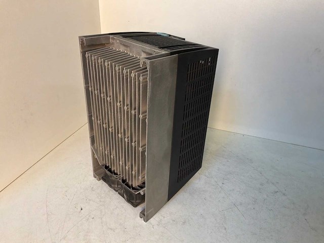 Siemens sinamics power module 250 frequentieregelaar - afbeelding 3 van  5