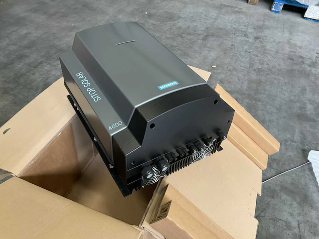 Siemens sitop solar 4600 omvormer - afbeelding 1 van  9